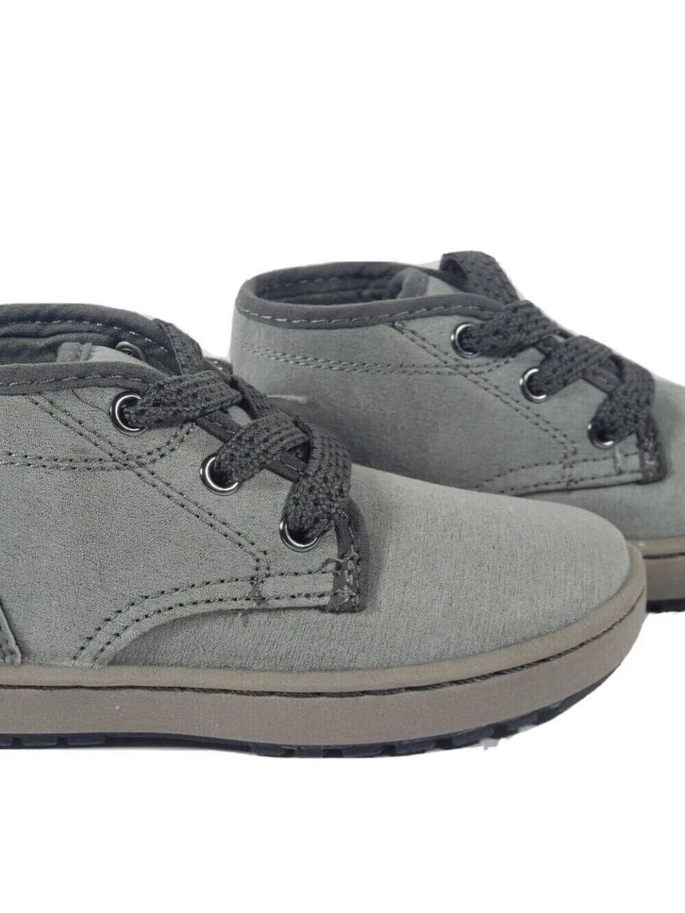 **Simple Joys** by Carter's Unisex-Child Noah Chukka Boot Fashion 8M NWOT